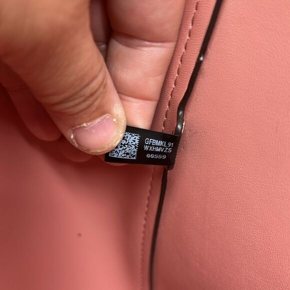 6041 Michael Kors Large Pink Tote 2324616041 - Picture 6 of 7